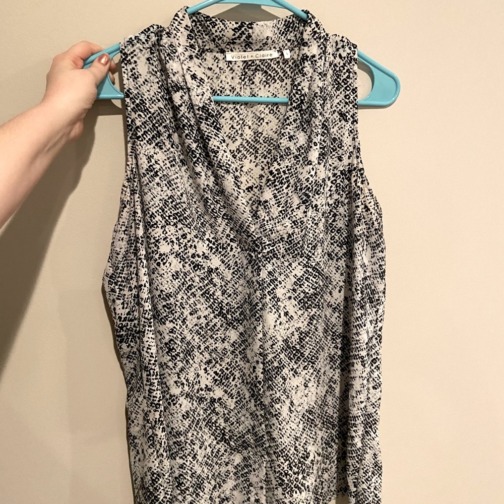 Black and White Printed Sleeveless Blouse